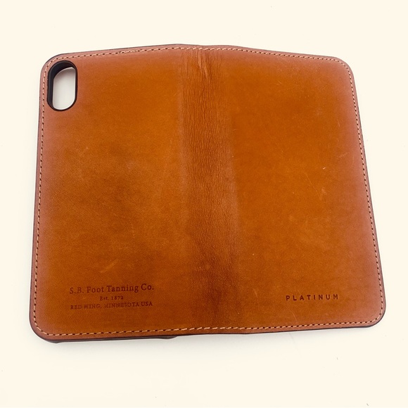 Burkley leather iPhone XR6 case - Picture 7 of 9